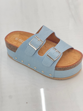 Plateau sandaler med studs
